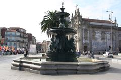 Praça de Gomes Teixeira in Oporto, Portugal