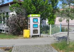 public book booth in Aspettenstraße Perchtoldsdorf