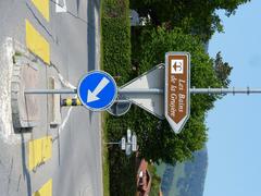 Sign for Les Bains de la Gruyère on the right, Charmey, Fribourg, Switzerland