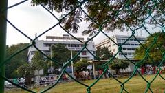 bus stop at Marina Beach Road