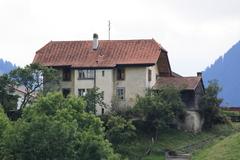 Broc village landscape