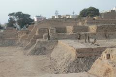 Huaca Pucllana ancient walls