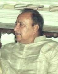 The President of India Dr. Shankar Dayal Sharma meeting with Shri Hari Kishore Singh former Union Minister at Rashtrapati Bhavan in New Delhi on July 10, 1997