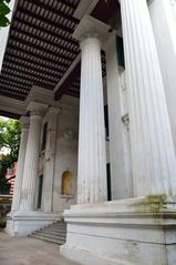 Metcalfe Hall portico columns in Kolkata