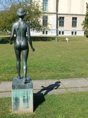 Schreitendes Mädchen sculpture by Eduard Zimmermann