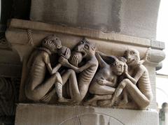 Säulenschmuck relief in Kreuzgang des Grossmünster, Zürich