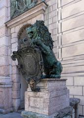 Lion statue in front of Munich Residence