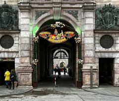 Weihnachtsdorf im Kaiserhof der Münchner Residenz