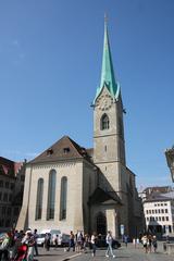 Scenic view of Zürich city center with prominent buildings and Limmat river