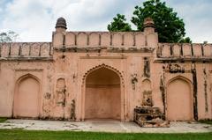 Dhanmondi Shahi Eidgah monument in Bangladesh