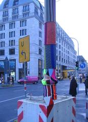 Düsseldorf Königsallee Northside with knitted groundwater discharge pipe, January 2013