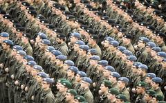 Swearing-in ceremony of 1,200 recruits at Heldenplatz