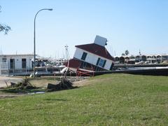 New Basin Canal lighthouse collapsed after Hurricane Katrina