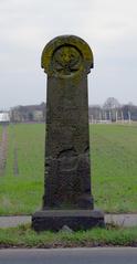 Milestone marker on Brühler Landstraße in Cologne