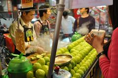 guavas vendor at Raohe Street Night Market