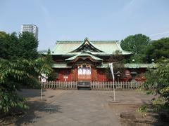 Karamon gate and Haiden worship hall at Ueno Tōshō-gū shrine