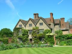 Packwood House in Tudor style