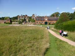 Packwood House