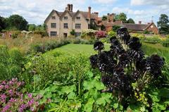 Packwood House