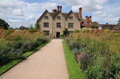 Packwood House