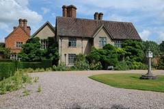 Packwood House