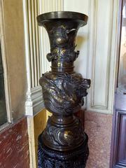 Ming Dynasty Chinese vase in the vestibule of Palacio Cousiño