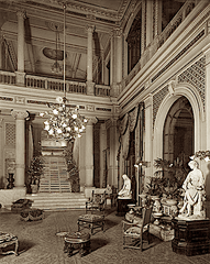 Hall du Palais Cousino in Santiago, Chile (1920)