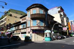 Harutomatsu Hospital building facade