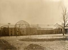 Historical photo of Artis Zoo in Amsterdam during the winter of 1911