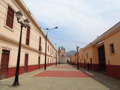 Arco del Paseo de Aguas in Lima