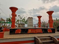 Tomb of Sukumar Azhikode at Payyambalam beach