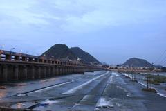 Prakasam Barrage view from Tadepalle