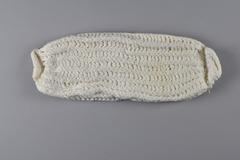 Dambinda knitted of soft cotton yarn