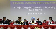 Prime Minister Dr. Manmohan Singh at the Golden Jubilee Convocation of Punjab Agricultural University 2012