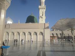 Gumbad-e-Khizra mausoleum against a blue sky