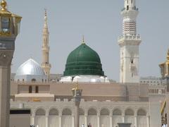 Green dome of Masjid e Nabawi in Medina, Saudi Arabia