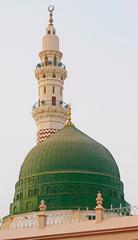 Green Dome of Al-Masjed Al-Nabawi mosque in Saudi Arabia