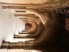 Baoli arcade interior