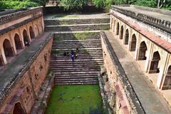 Rajon Ki Baoli stepwell