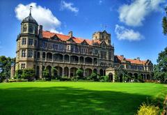 Rashtrapati Niwas entrance in Shimla