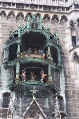 Carillon of the new town hall in Munich, September 2012