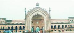 Front view of Rumi Darwaza with traffic, Lucknow