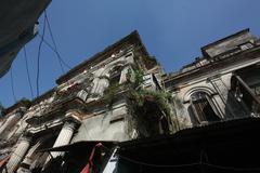 10 Rup Lal House in Bangladesh