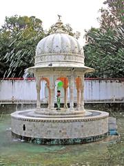 Sahelion Ki Bari garden in Udaipur, India with lush green lawns, fountains, and marble structures