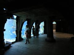 Grand Aquarium Saint-Malo sunken pirate ship display