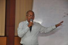 Shaik Jeelani Saheb speaking at Interactive Exhibit Development & Design Workshop in Kolkata