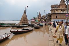 Submerged Shiva temple at Scindia Ghat