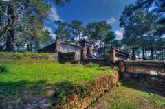 Hue City northern bank of Perfume River relics and palaces