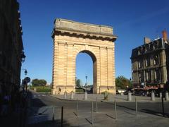 Historic residential building in France registered under base Mérimée reference PA00083474