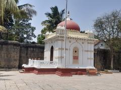 pavilion inside Shinde Chhatri complex